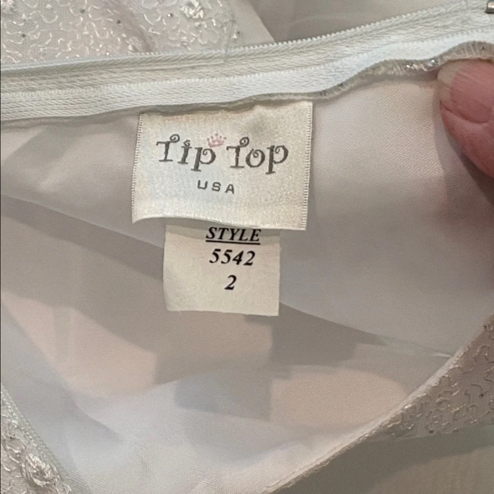 Tip Top White Flower Girl Dress with Subtle Rhinestones & Bolera. Size 2 Toddler - Picture 9 of 12